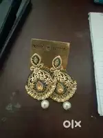 Jewellery earrings