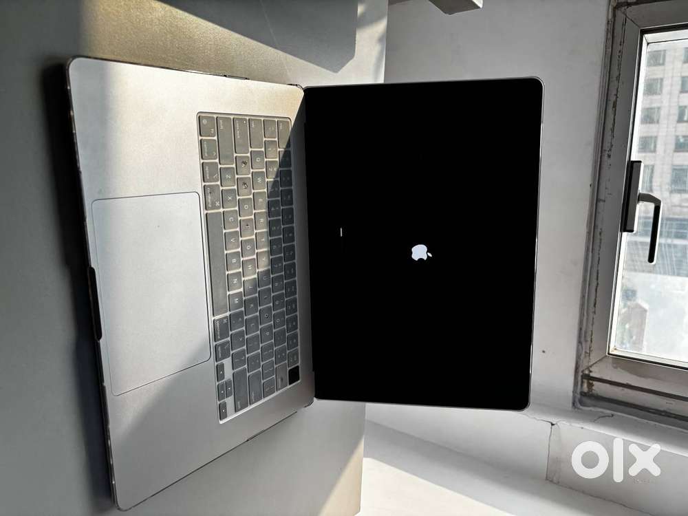 Apple Macbook Air M3 Aug 2024 with AppleCare+
