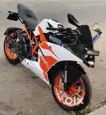 KTM RC 200 . 16500 KM ONLY USE