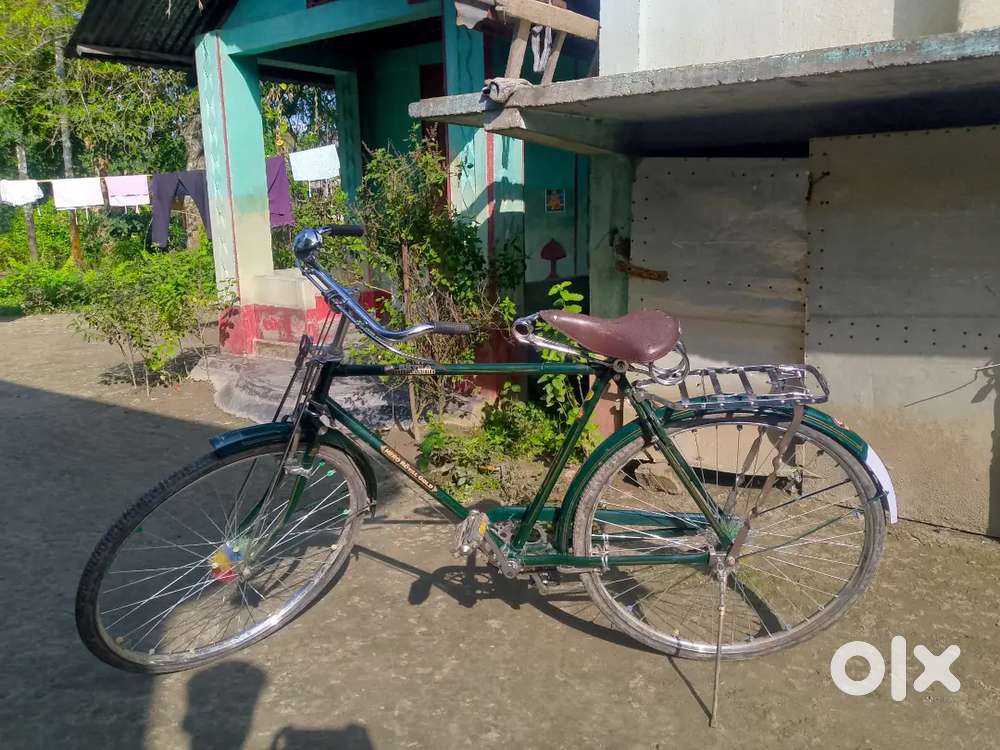 Hero Royal Gold 22 inch cycle – used only 3 months, great condition