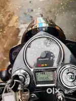 Like New : Classic 350 - Less Km Driven