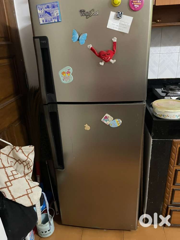 Whirlpool double door fridge