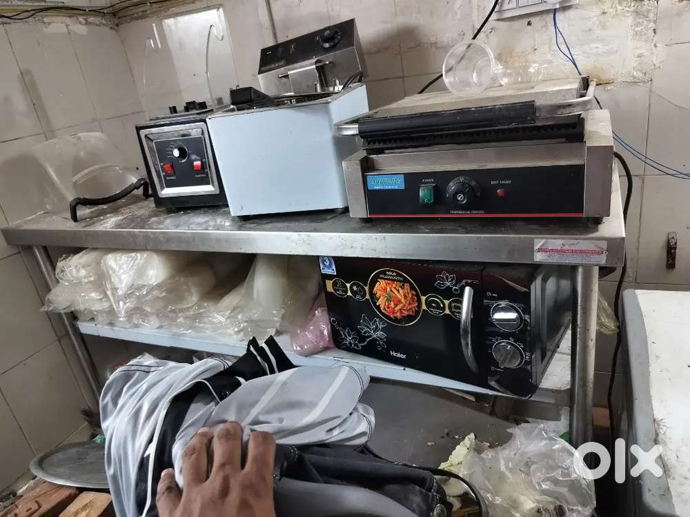 Fast food cafe urgent selling