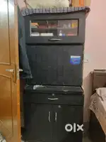 Study table in very good condition
