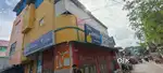 4shutter shop with house