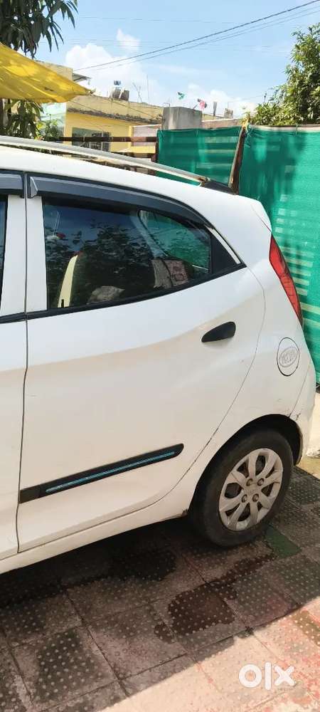 Hyundai EON 2014 Petrol Well Maintained