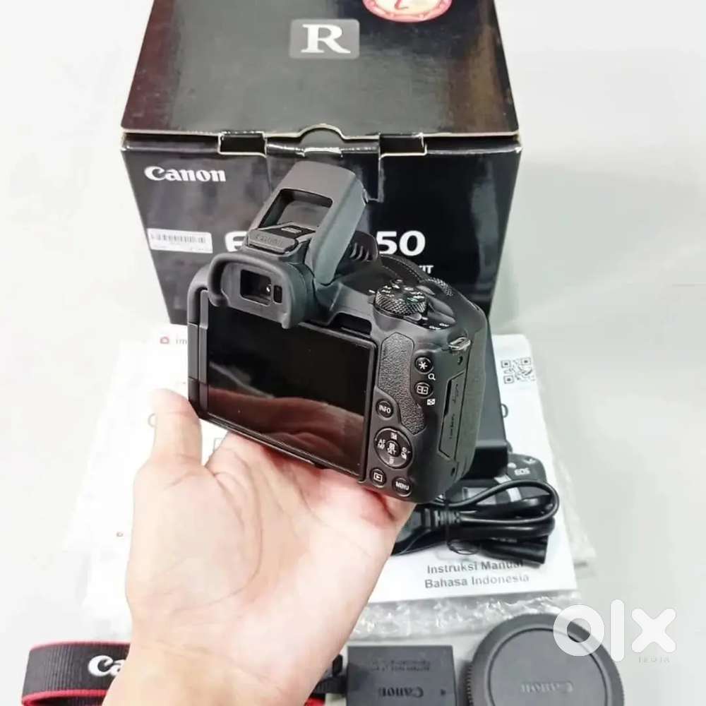 Canon EOS R50 24.2MP Mirrorless Camera with 18-45mm Lens (Black)