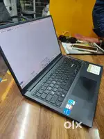 Accounting ke liye ladki chahiye, and basic computer knowledge