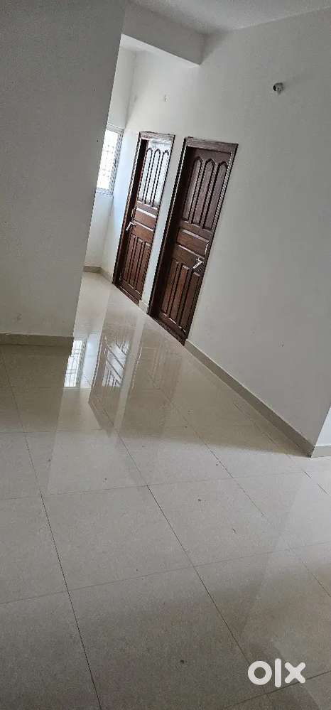 2bhk with parking and balcony