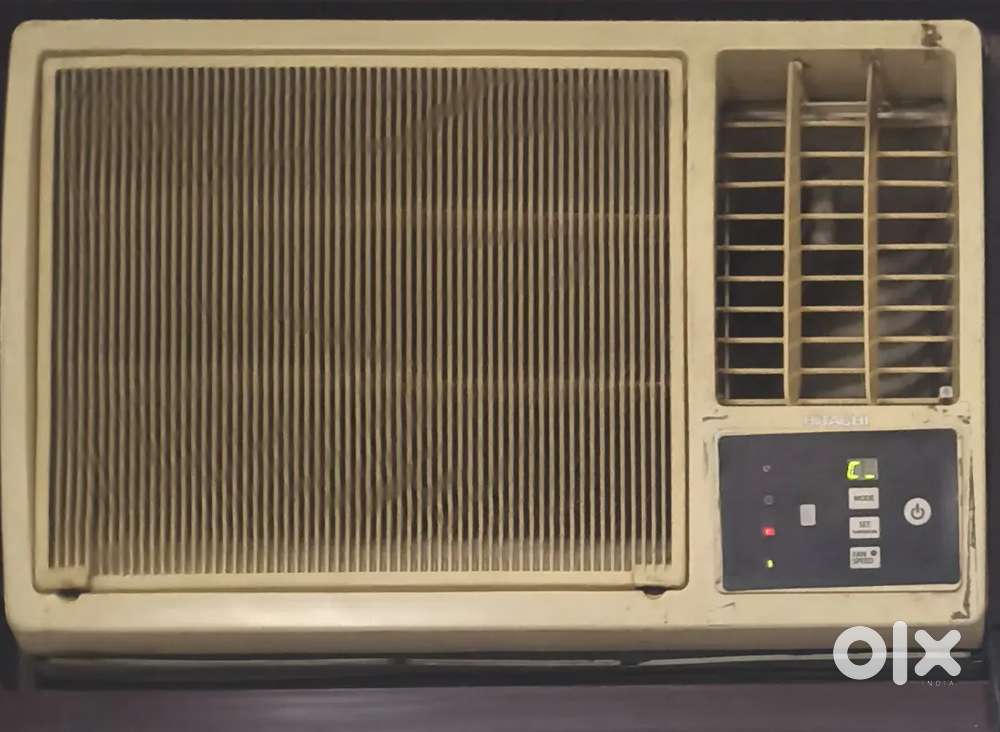 Hitachi Window Ac