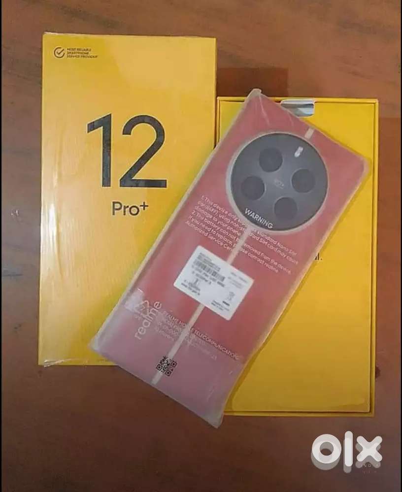 Realme 12 pro plus mignita red