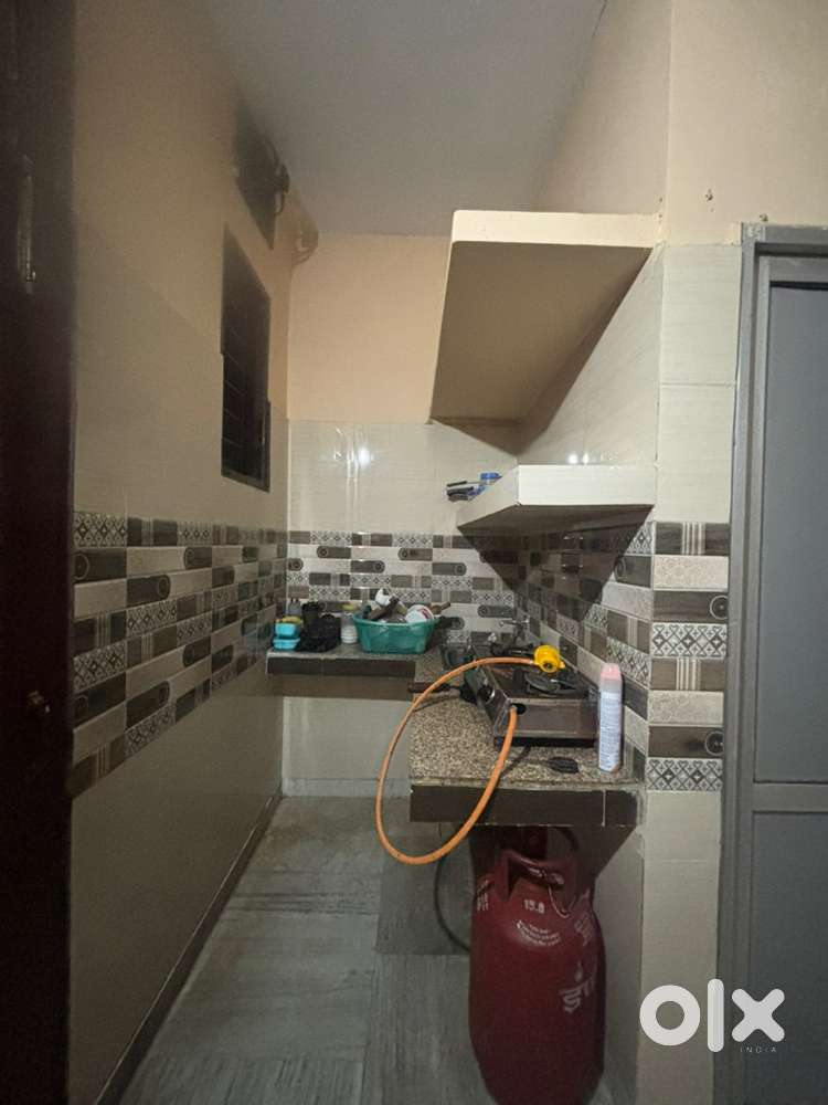 Need Roommate (Female)