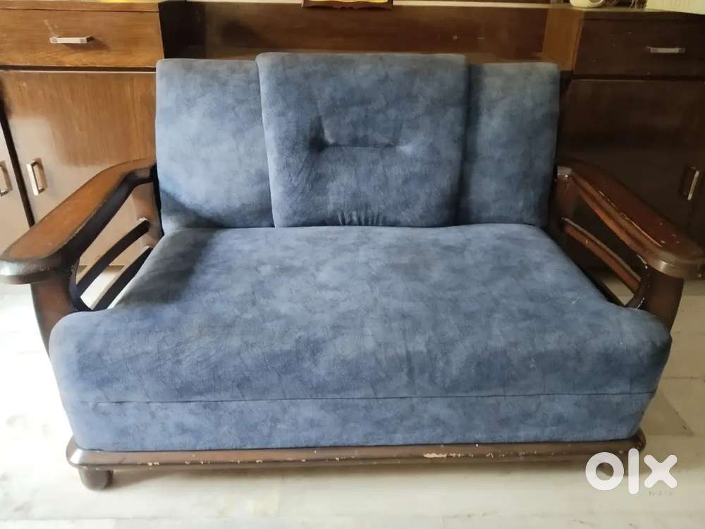 2 SEATER SOFA FOR SALE FOR 14000 RS (MADE FROM SANGWAN WOOD)