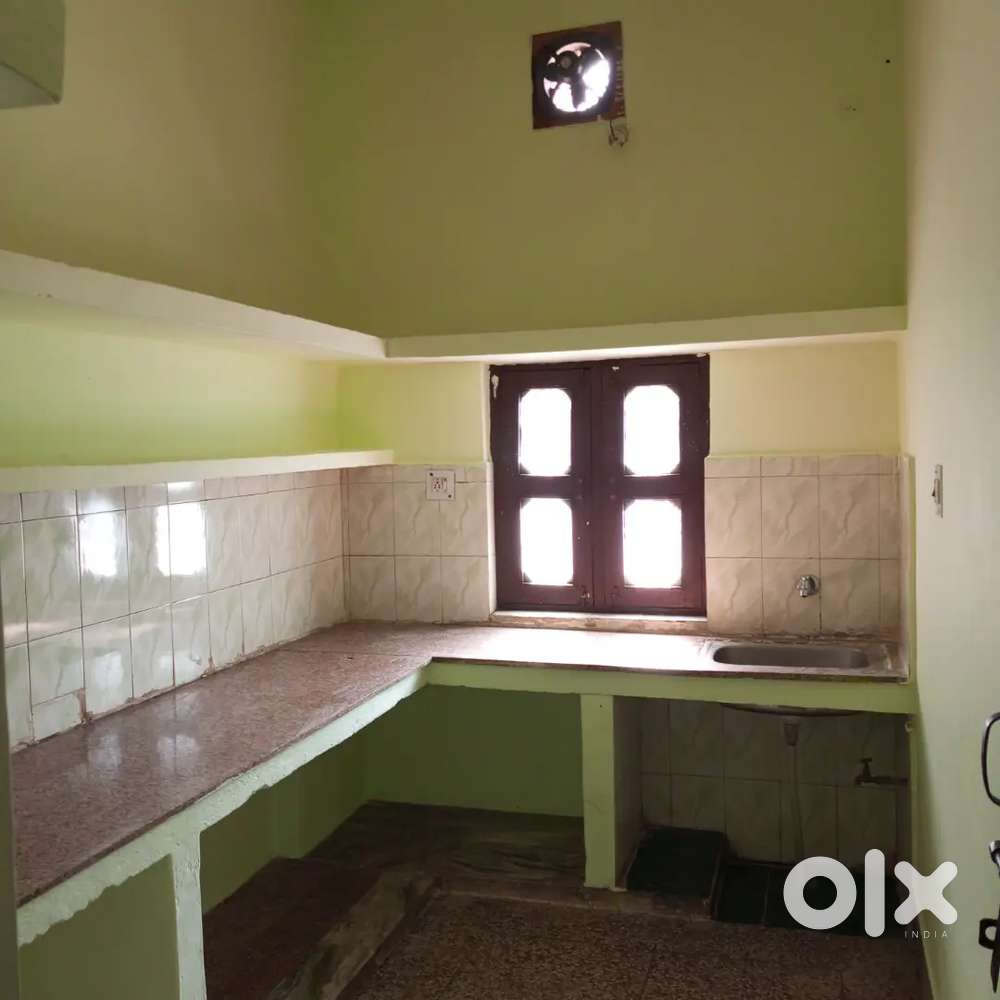 2 Room Set available for Rent 6500/-