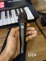 SE ELECTRONICS V3 DYNAMIC MIC ( INCLUDING POUCH AND HOLDER )