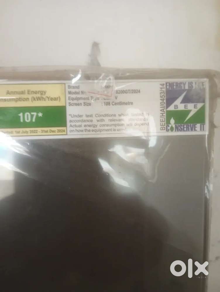 Haier 43 inch smart TV hi