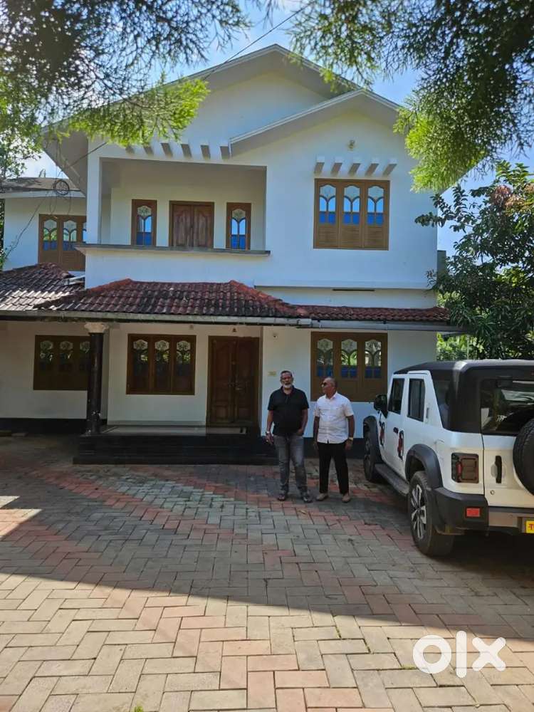 Near WMO college Muttil