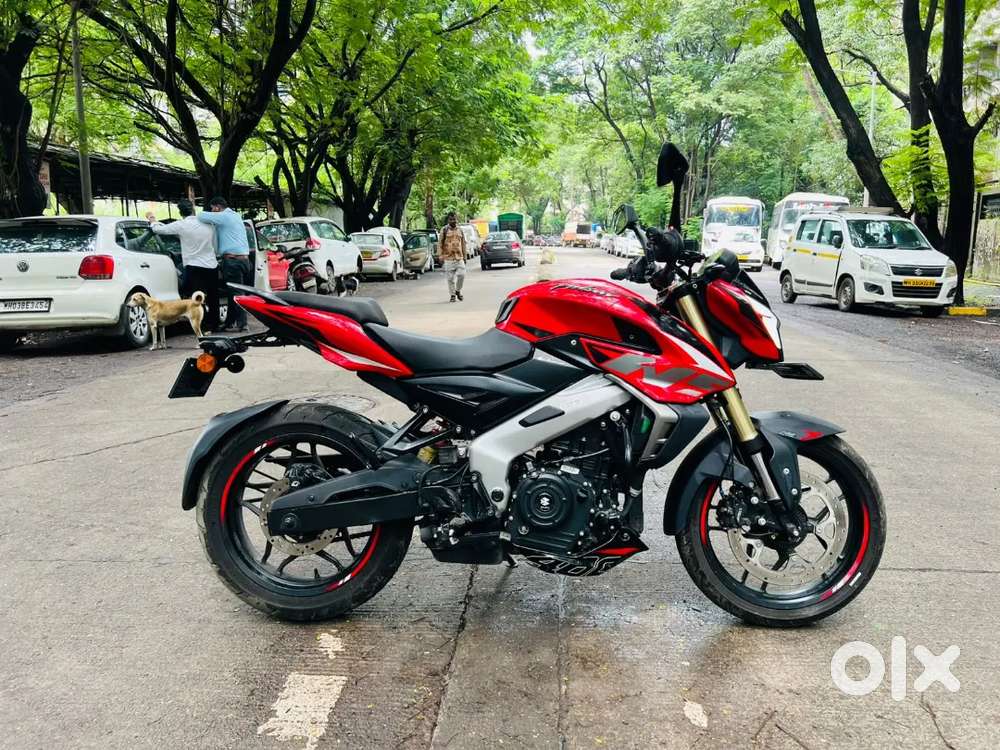 BAJAJ PULSAR NS 400 ABS