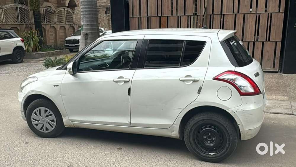 Maruti Suzuki Swift 2017 Petrol Well Maintained
