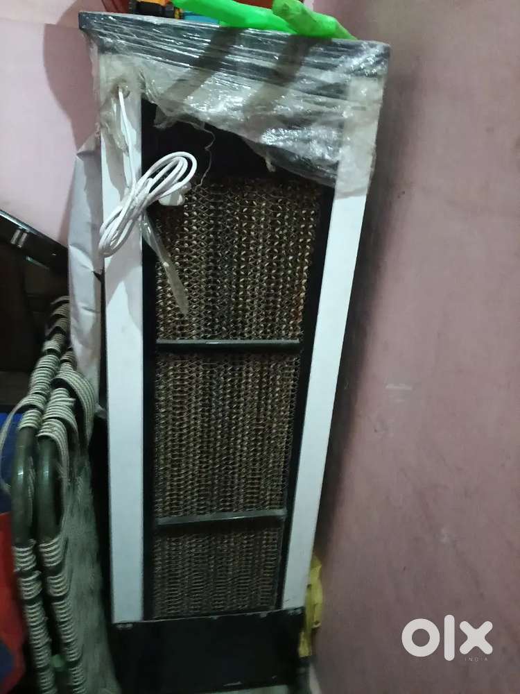 कुलर बेचना है 6 महीने पुराना मुझे ac लेना है