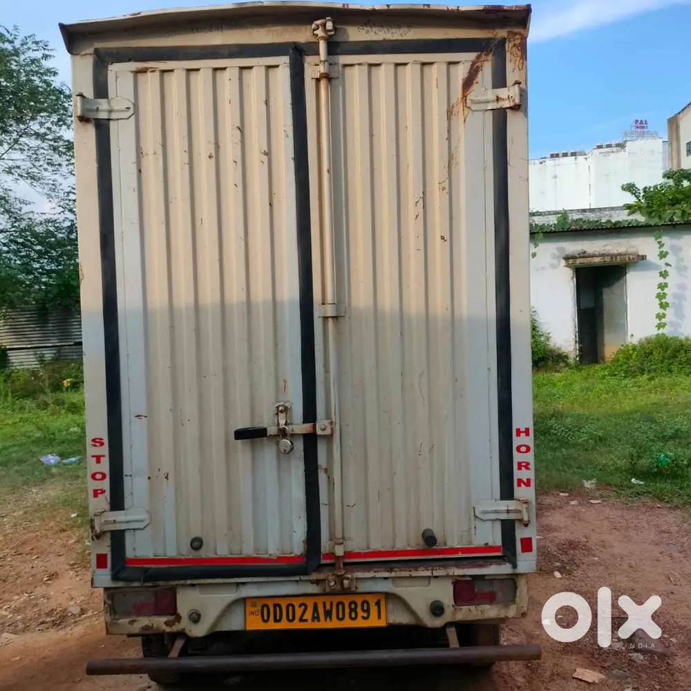 Urgent need a driver for Tata ace