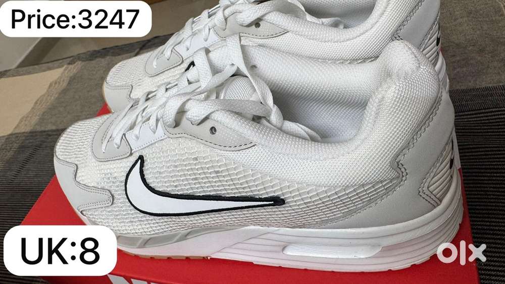 Nike Air Max solo casual shoes. Size UK-8