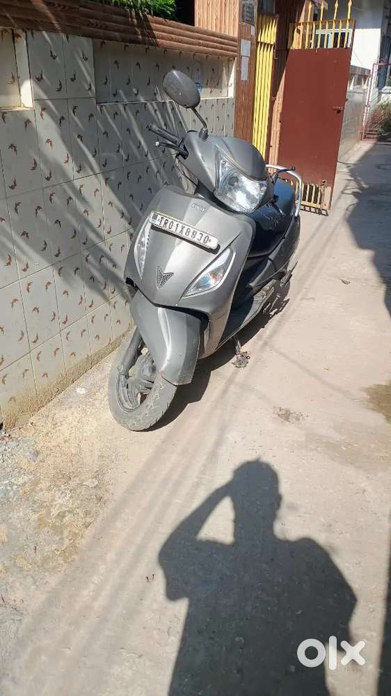 TVS Jupiter 110 scooty