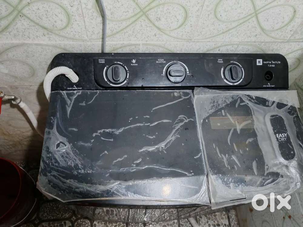 Realme washing machine 7.5kg of 9 month old