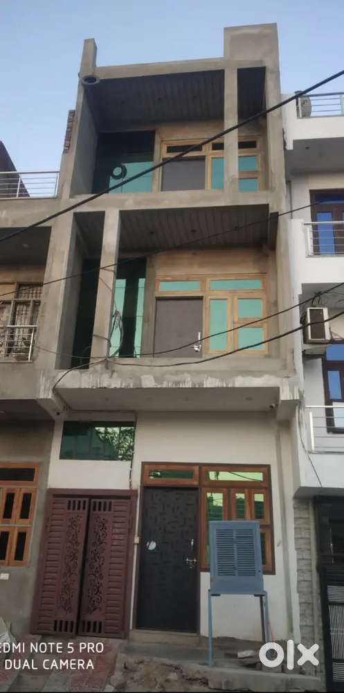 Multiplex house