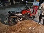 Honda Hornet 160R Orange in mint condition.