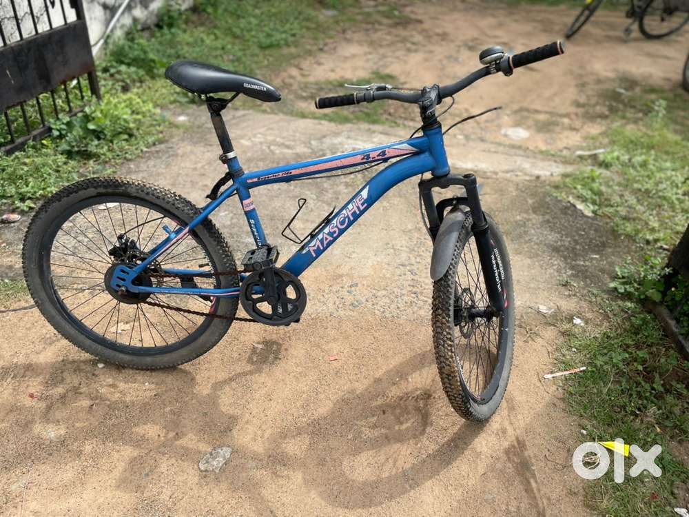 4 feet Hero bicycle..make year April 2022