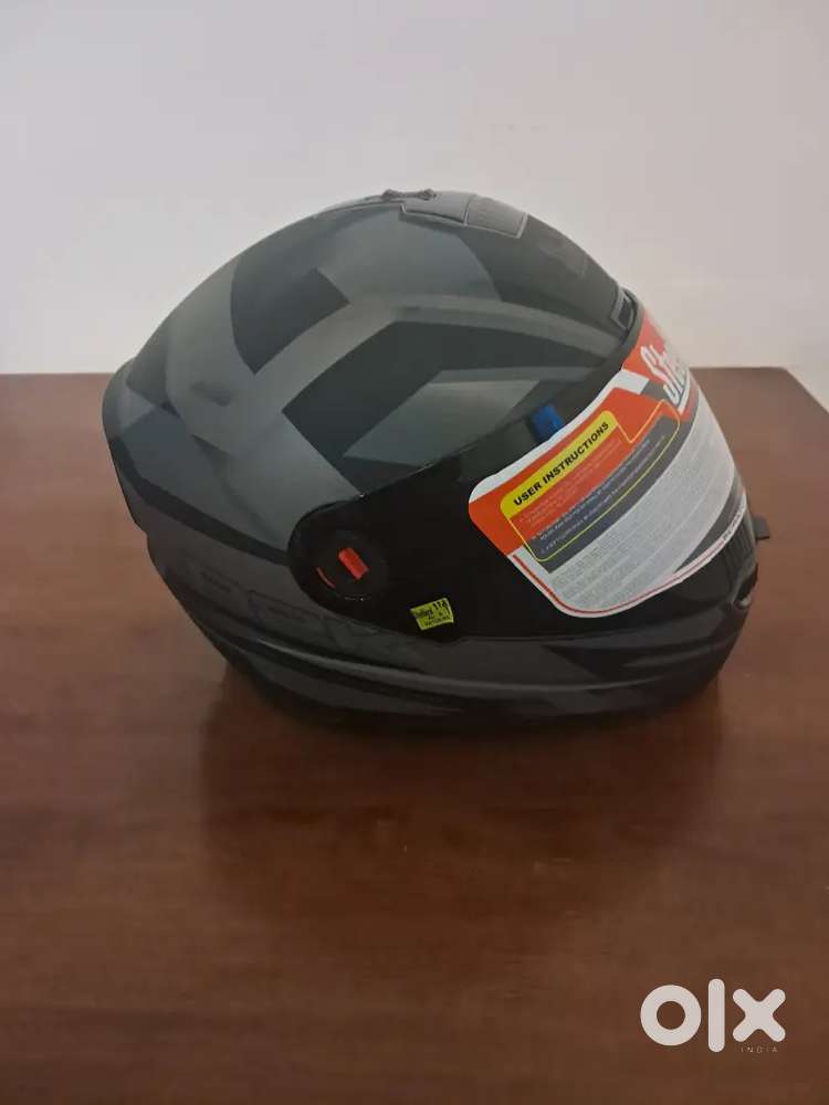Steelbird New helmet Light weight Cool tint visor