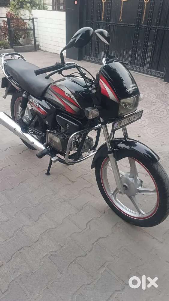 Splendor Plus self start showroom condition very nice bike