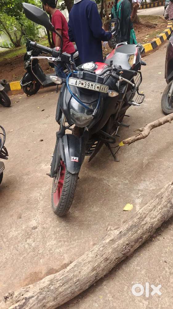 Tvs Apache RTR 160 4v
