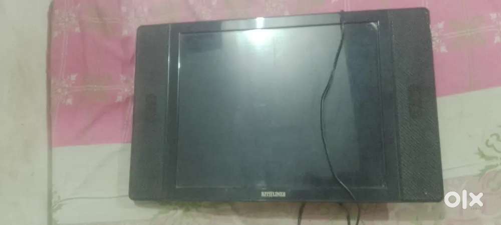 Rit lines old model tv not in working condition