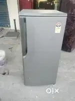 Samsung refrigerator good condition single door 190 liter 5 star