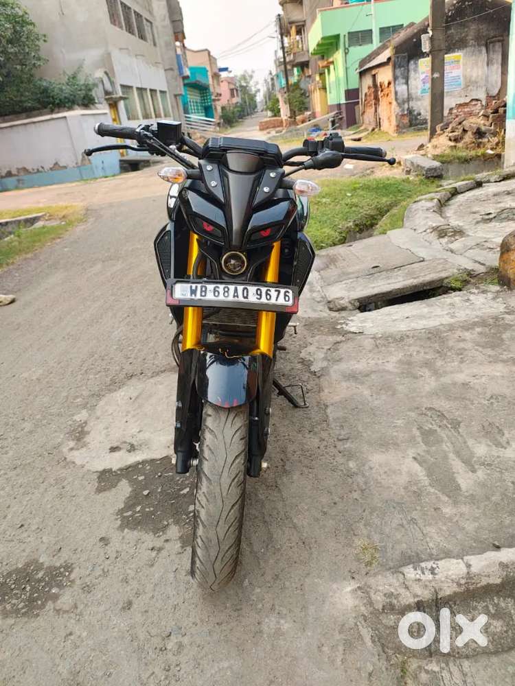 Yamaha mt 15 v2 1 year old for sale only authorised service .