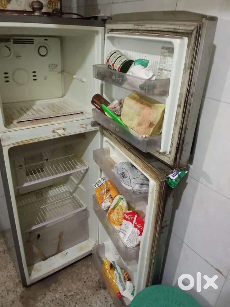 Lg fridge urgent sale