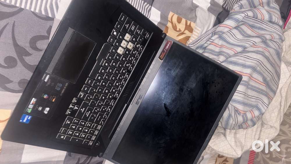 Asus Tuf F17 14 months old 24 GB ram 512 ssd 2050 graphics card