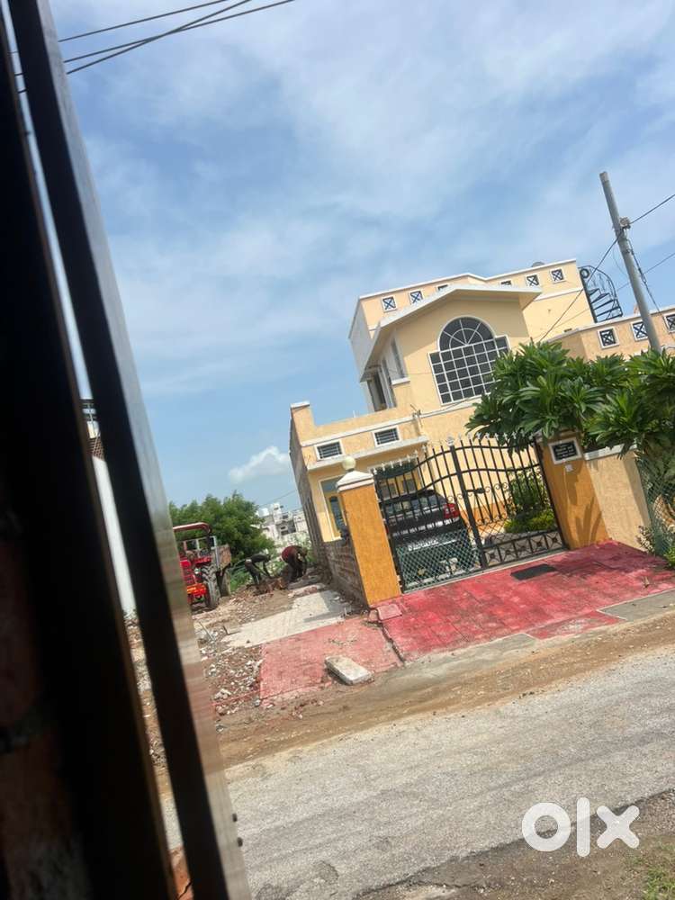 Need female roommate