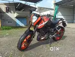 Ktm duke 200 power full engine and smooth.bajan.honda.yamaha.hero.puls