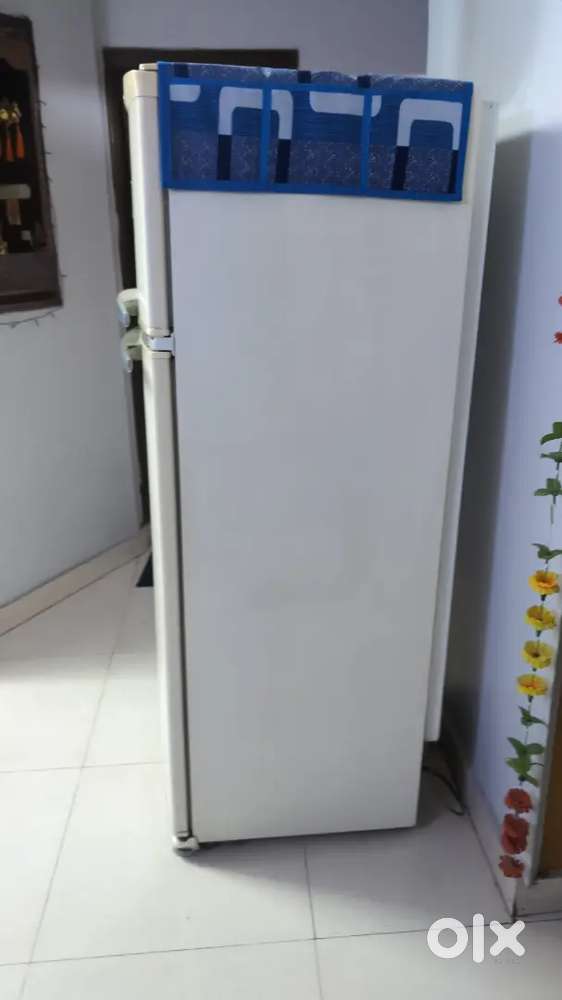 Whirlpool 350 Ltr Double Door