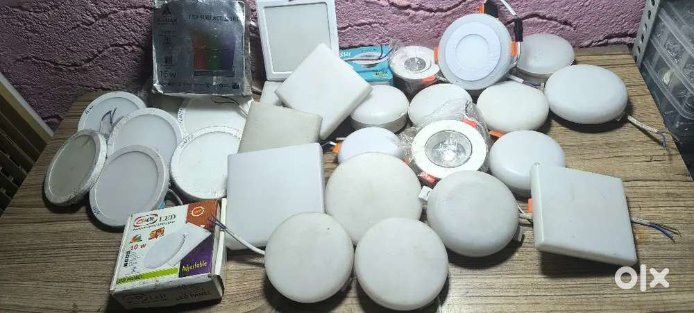 એલ ઈ ડી પેનલ અને ઓપન લાઈટ