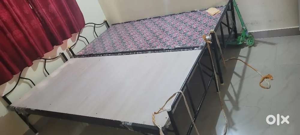 Single Beds Metallic and foldable + Kurl on Mattress 2