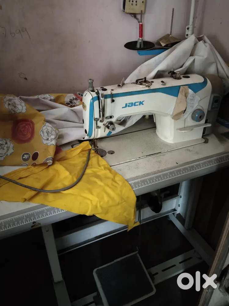 Jack sewing machine
