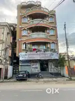 COMMERCIAL PROPERTY AVAILABLE FOR SHOWROOMS