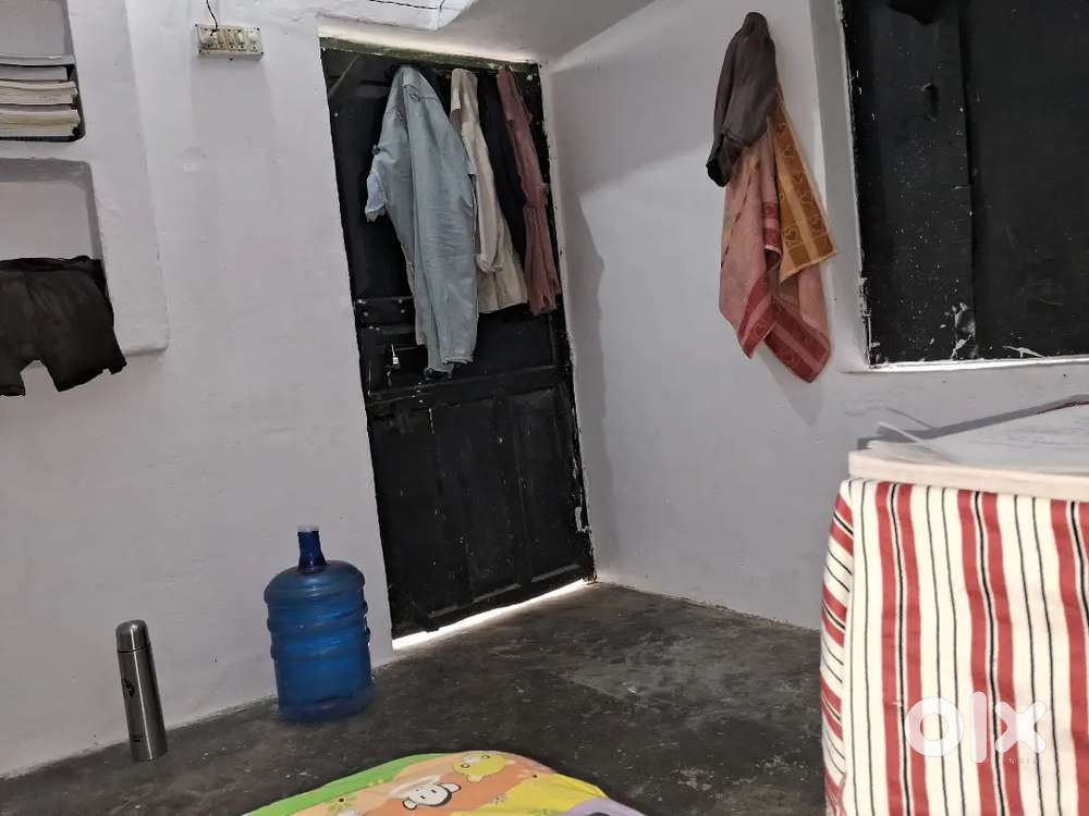 Need room partner rs.1250