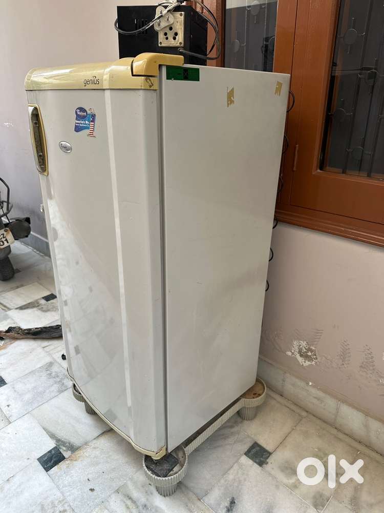 Whirlpool single door well maintained