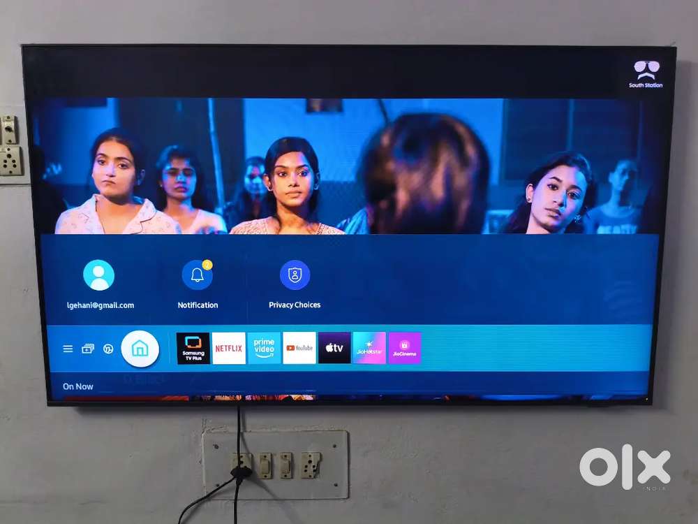 SAMSUNG QLED LED 55 INCH