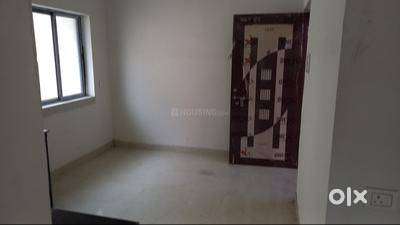 2bhk HG1 Batanagar for sale to buyer